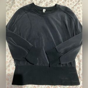 LULULEMON Soft Stream Crew